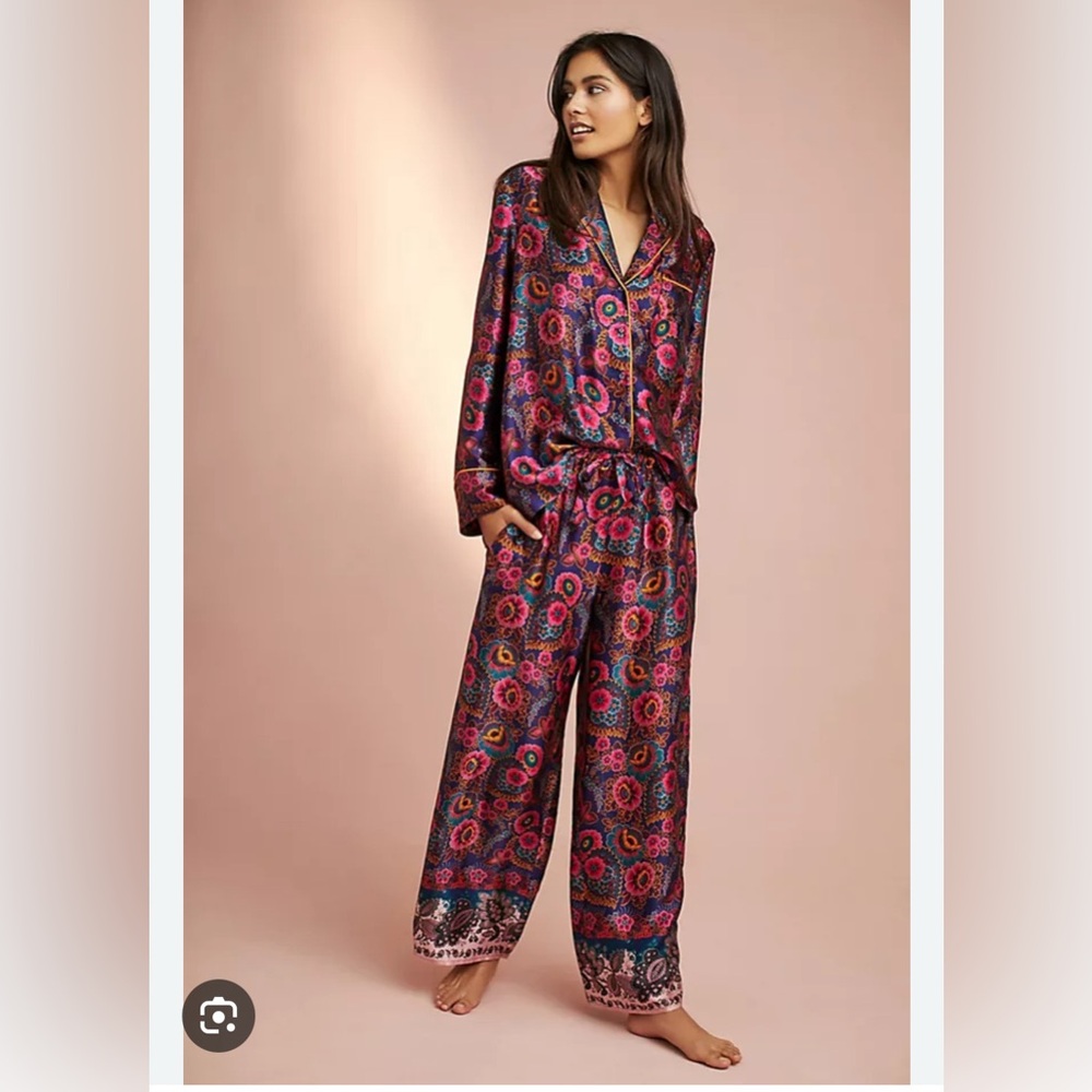 Anthropologie | Silk Pyjamas Set | Size small